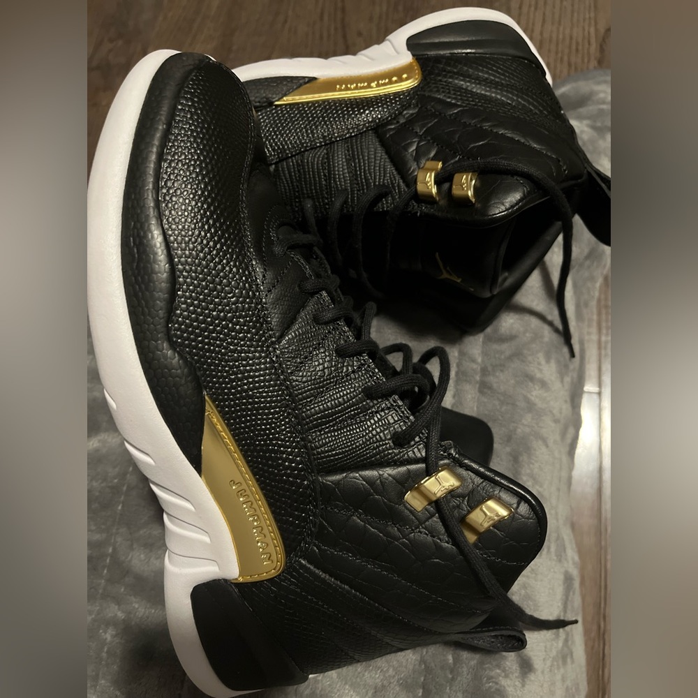 Wms Air Jordan 12 Retro - Picture 5 of 12